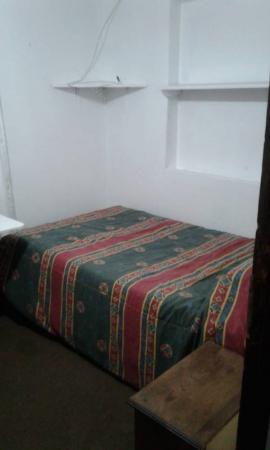 SE ARRIENDA HABITACIÓN