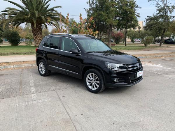 VOLKSWAGEN TIGUAN SPORT TSI 2014