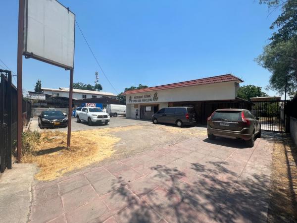 SE ARRIENDA TERRENO COMERCIAL