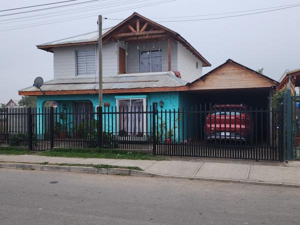 SE VENDE AMPLIA CASA EN LOS NICHES