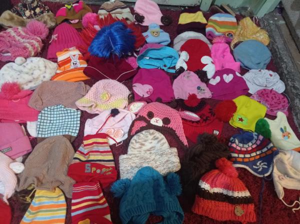 GORROS AMERICANOS 93 EN TOTAL