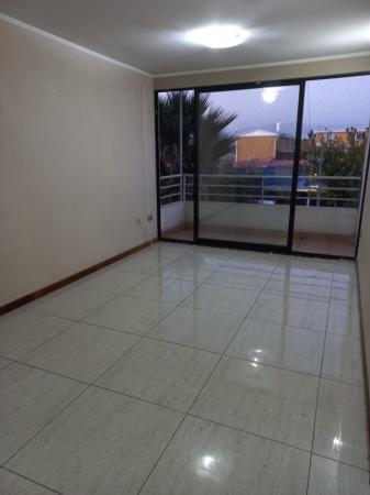 VENDE DEPTO. 3 DORMITORIOS METRO LAS TORRES