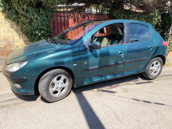 PEUGEOT 206 ROLAND GARROS 2202 FULL EQUIPO