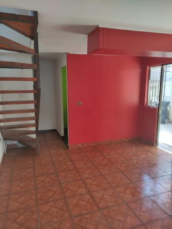 VENDO ACOGEDORA CASA EN PUDAHUEL