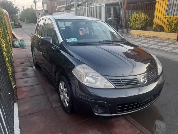 VENDO NISSAN TIIDA 2013