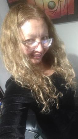 ME OFREZCO COMO SECRETARIA 