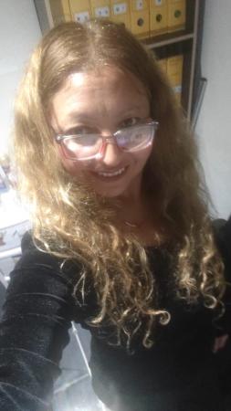 ME OFREZCO COMO SECRETARIA 