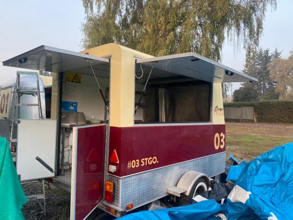 SE VENDE FOODTRUCK