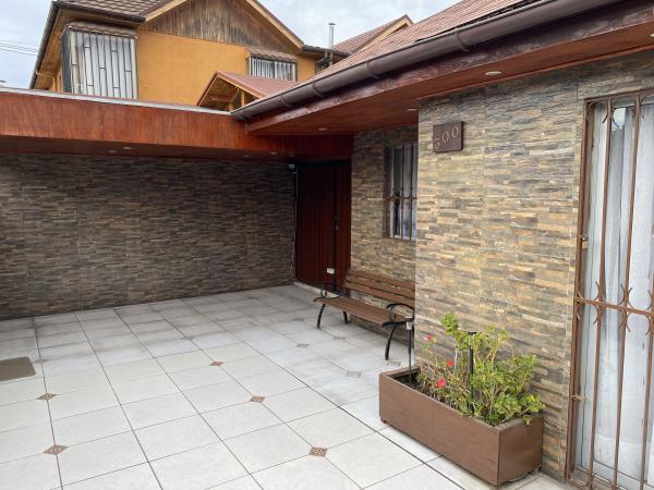 HERMOSA CASA EN MAIPÚ, A 2 CUADRAS  METRO Y 3 MALL