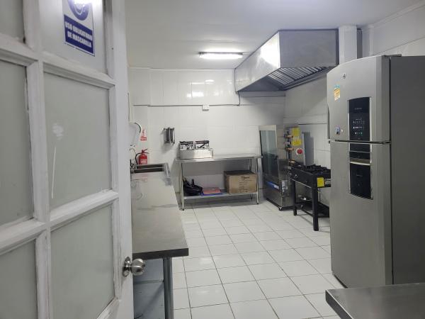 SE ARRIENDA  LOCAL PARA PRE ELABORACIÓN 