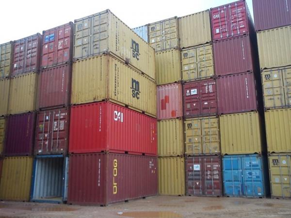 CONTENEDORES MARÍTIMOS Y MODULARES
