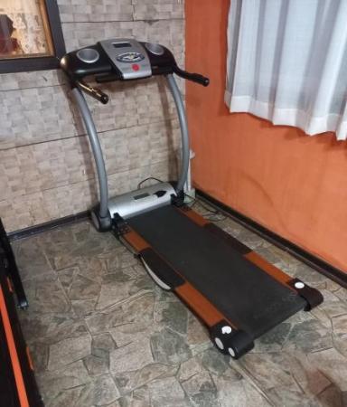 Trotadora  funcionando llamar 978420548