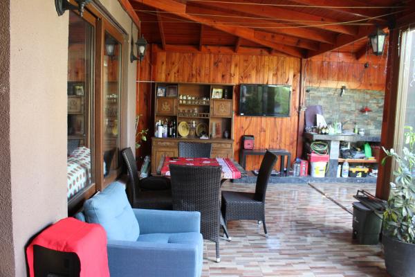 SE VENDE HERMOSA CASA