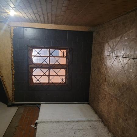 SE ARRIENDA CASA AMPLIA
