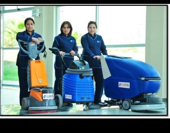 AUXILIAR DE ASEO , TURNO DÍA