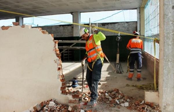 DEMOLICIONES Y LIMPIEZA DE TERRENOS