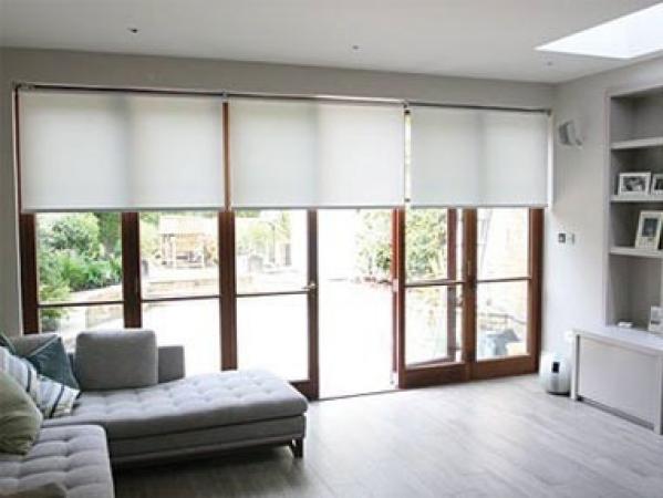 CORTINA ROLLER TELA TRASLUCIDA DECORED