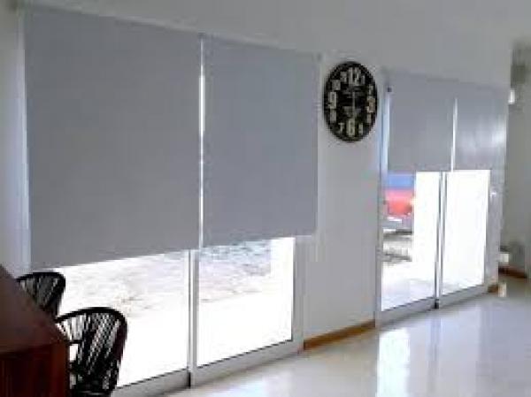 CORTINAS ROLLER TELA BLACKOU DECORED
