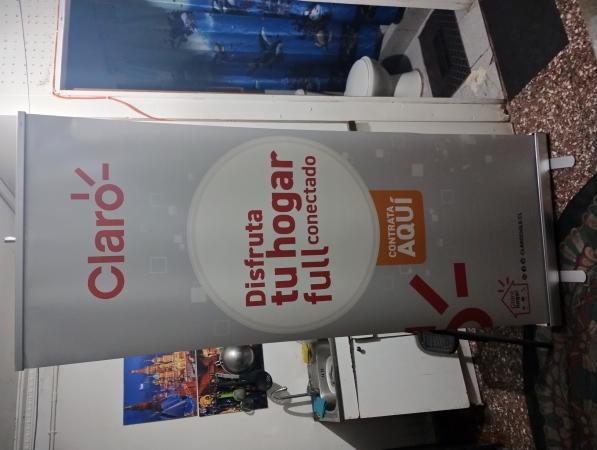 VENDO PENDON ROLLER CLARO