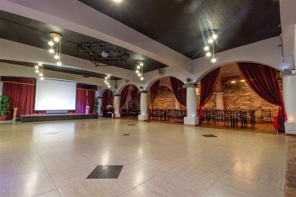 VENTA LOCAL COMERCIAL  EN INDEPENDENCIA.