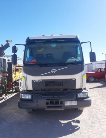 ARRIENDO CAMION PLUMA