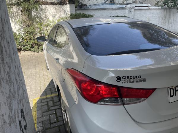 HYUNDAI ELANTRA 2011, 1,8 FULL EQUIPO