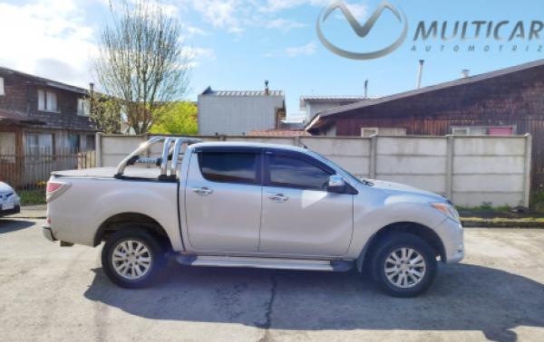 MAZDA BT50 2015