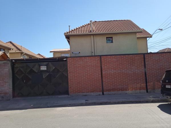 VENDO CASA EN MAIPU