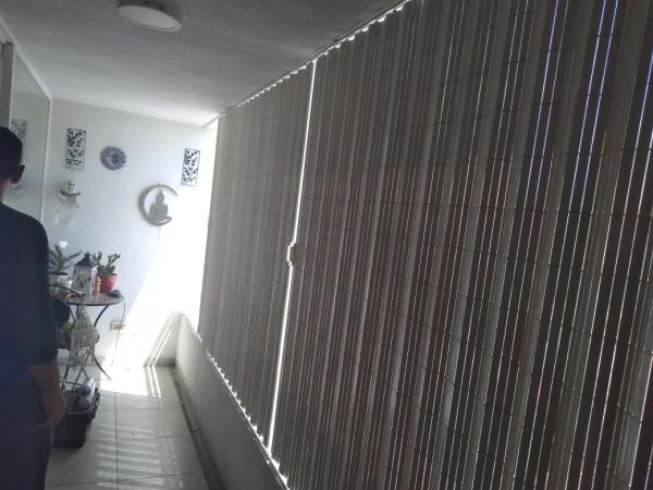 CORTINAS HANGAROA DE MADERA NATURAL ROLLERMÁS