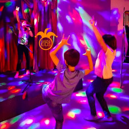 ANIMACION INFANTIL [DISCO PEQUE FLUOR] EN SANTIAGO