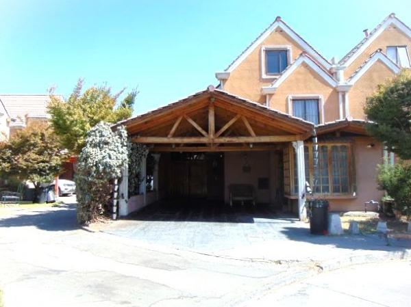 HERMOSA CASA EN CONDOMINIO
