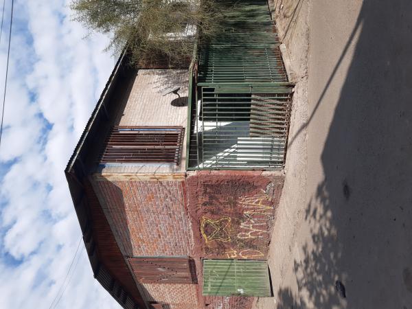 VENDO CASA/COMERCIAL