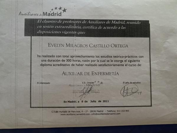 AUXILIAR DE GERIATRÍA 