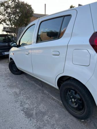 VENDO SUZUKI ALTO 800 CON AIRE ACONDICIONADO