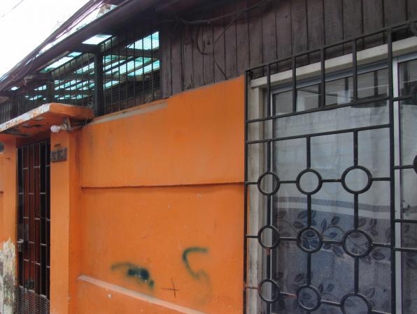 SE VENDE CASA EN MANUEL THOMPSON, ESTACION CENTRAL