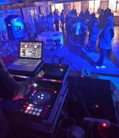 DJ LUCES SONIDO PROFESIONAL EVENTOS