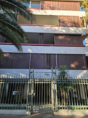 SE VENDE AMPLIO DEPARTAMENTO