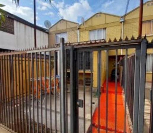 VENDO CASA EN COLINA +56965309729