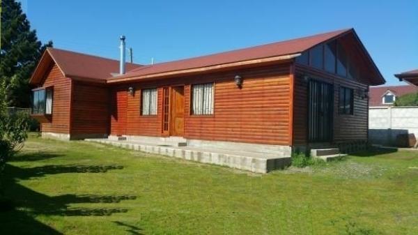 OFRECEMOS CONSTRUIR CABAÑAS O CASAS