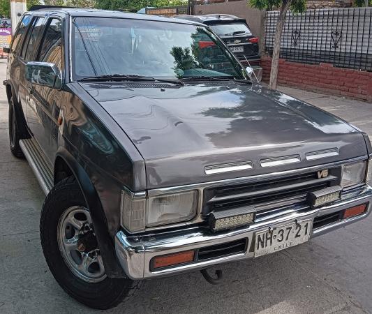 NISSAN TERRANO 4X4 STATION WAGON 3.0 S.E. JAPONESA