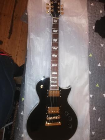 VENDO GUITARRA LTD 256 BLACK