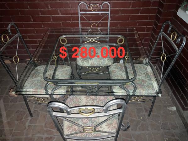 MESA DE COMEDOR 