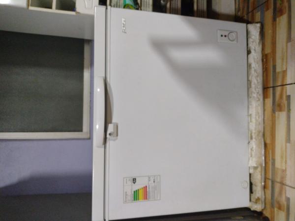VENDO CONGELADOR FENSA 200 LITROS POCO USO