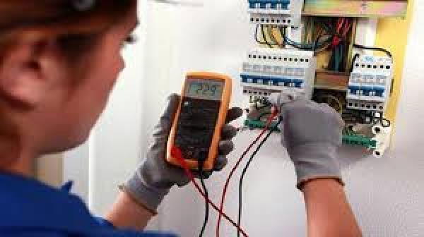 MAESTRO ELECTRICISTA CERTIFICADO SEC URGENCIAS