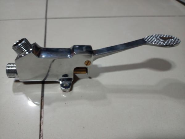 LLAVE DE PIE 