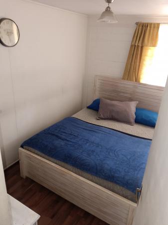 ARRIENDO PIEZA AMOBLADA