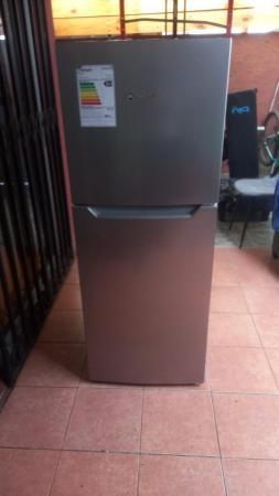 SE VENDE REFRIGERADOR MADEMSA , CON UN MES.DE USO 