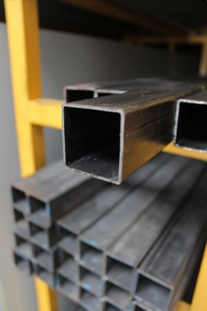 PERFILES DE HIERRO CUADRADO/RECTANGULAR