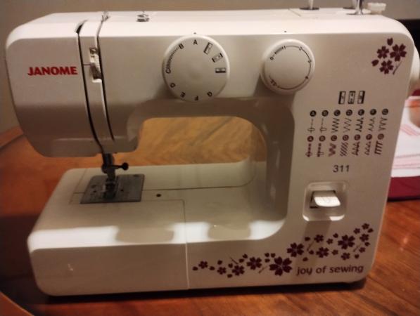 MÁQUINA DE COSER JANOME 311