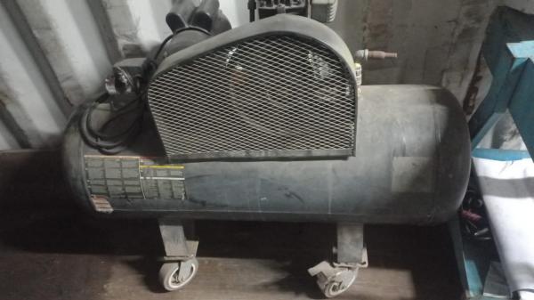 VENDO COMPRESOR SHULZ 2HP LINEA BRAVO 200LTS 